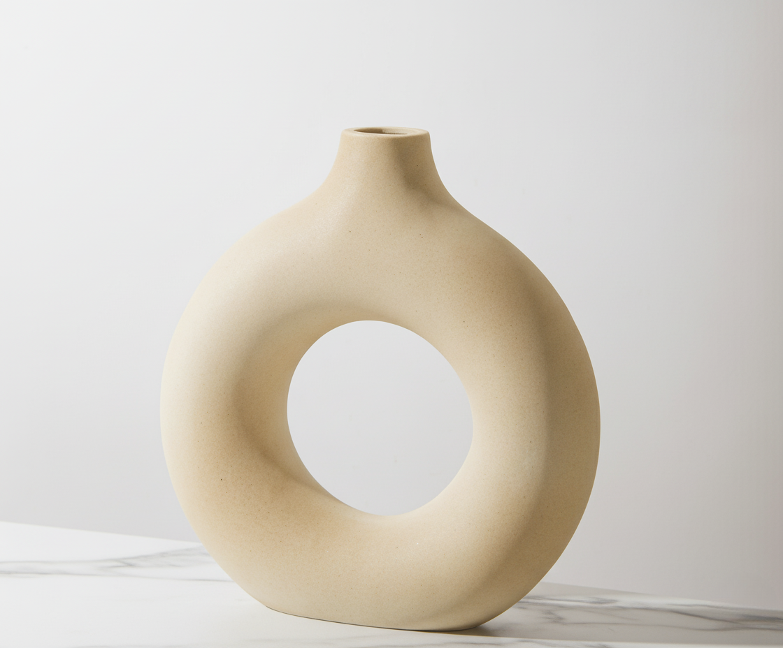 Eterna Loop Minimalist Decorative Vase