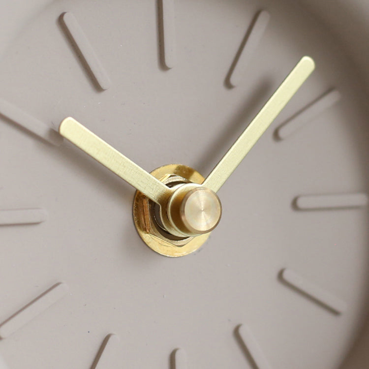 The Aurum Dial Modern Accent Clock